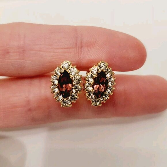 Vtg Screw Back Purple Rhinestone Oval Shaped Earrings - Picture 2 of 5